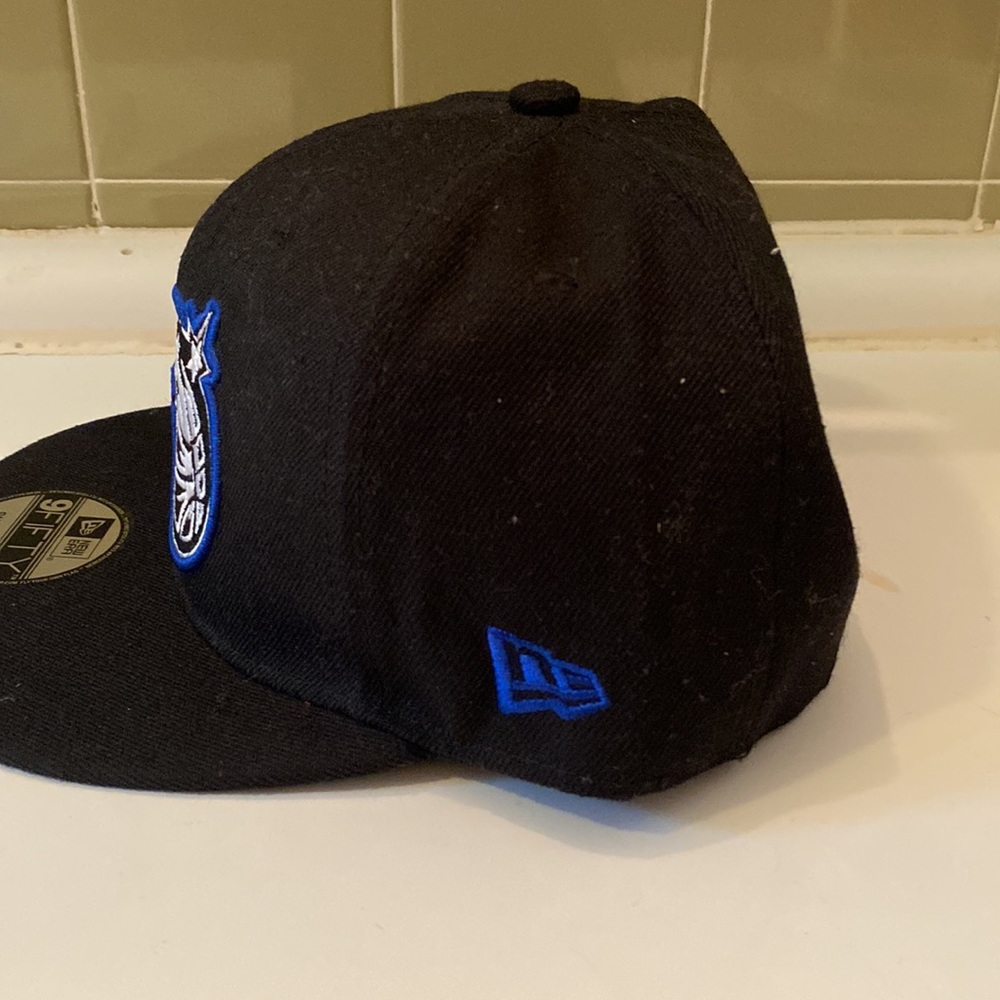 Hat - Picture 3 of 5